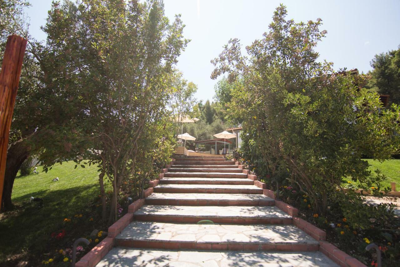 Casa Luxury Suites Paliouri Extérieur photo